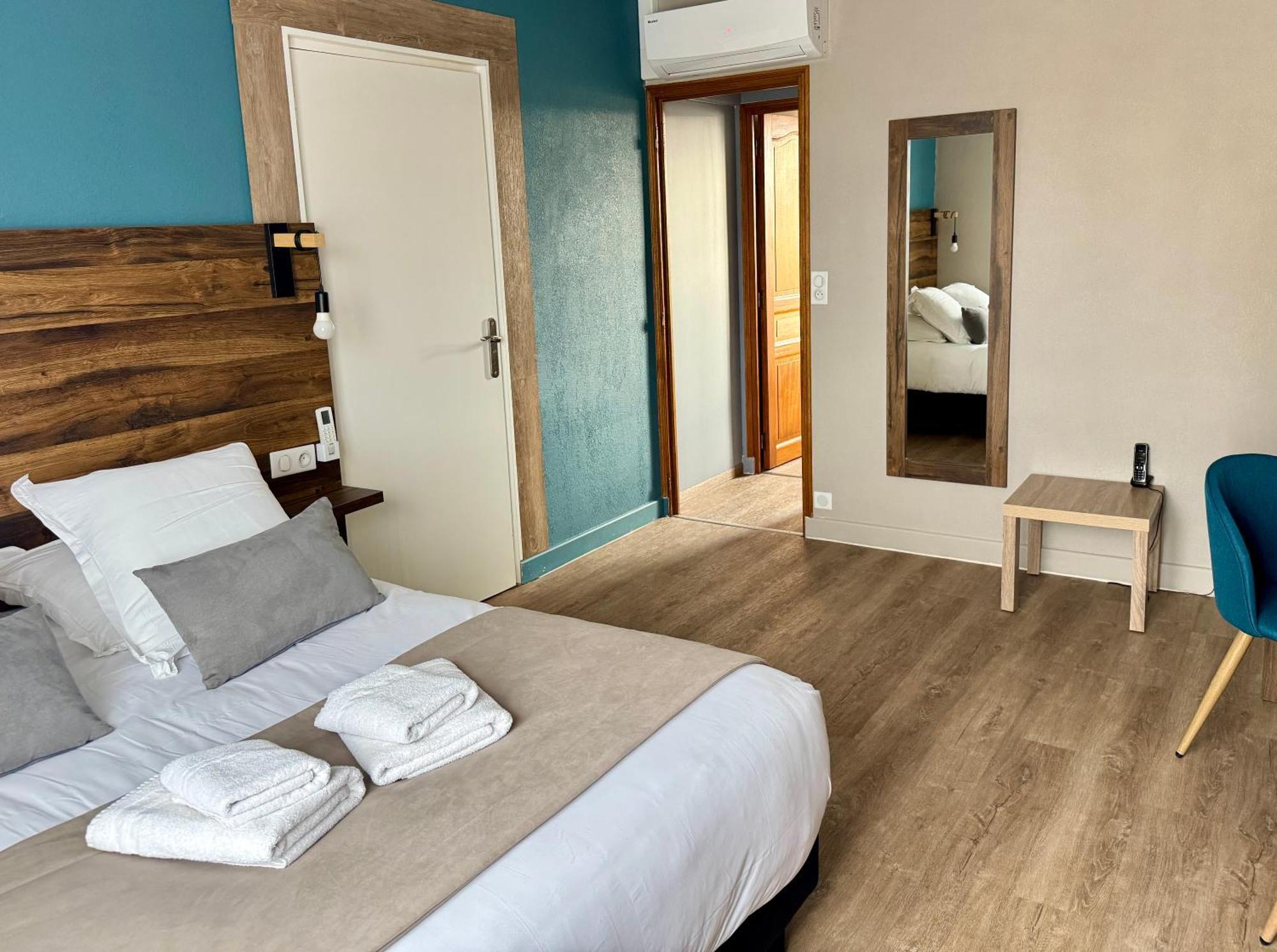 Logis Hotel De La Poste Vitry-le-François Eksteriør bilde